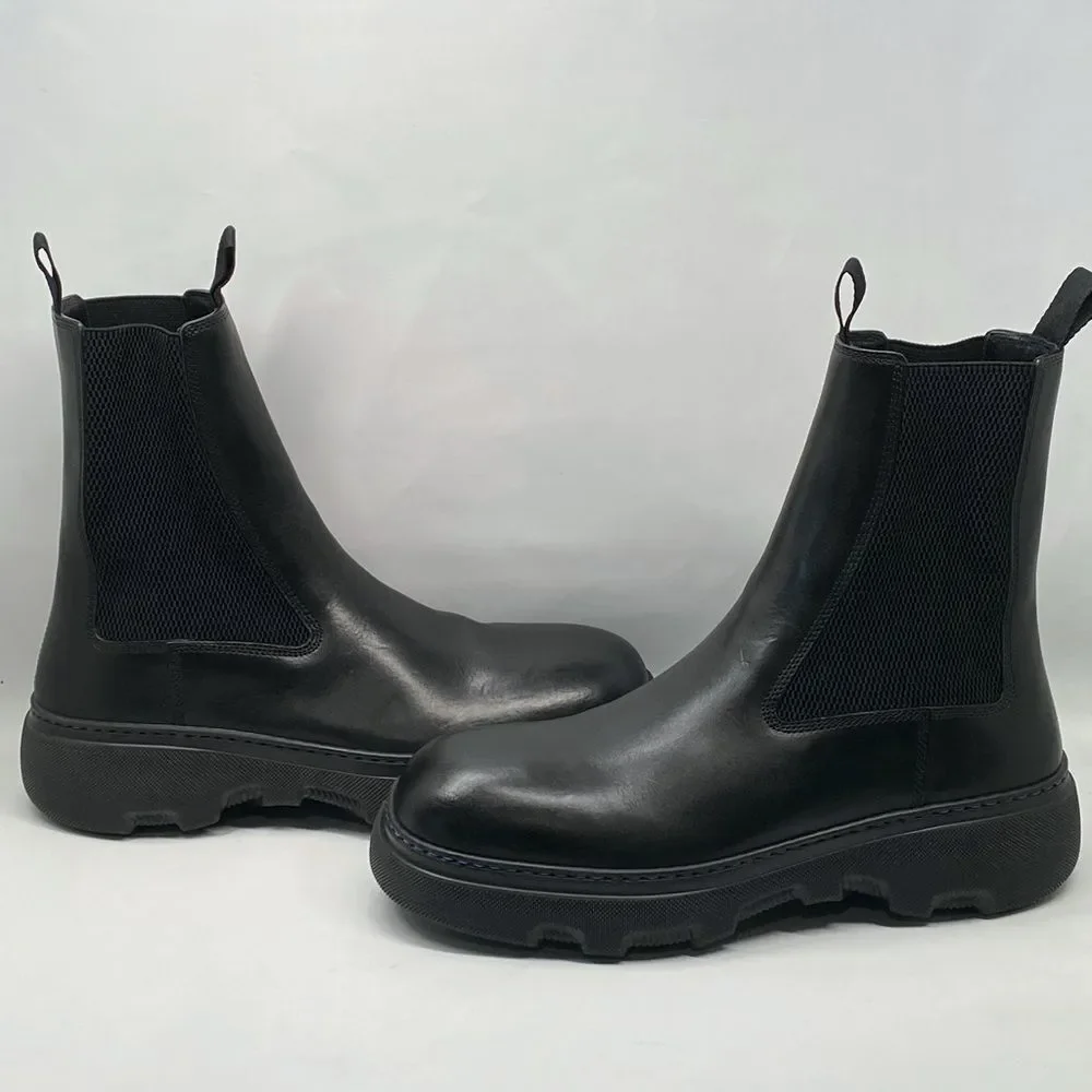 Burberry leather Chelsea boots size 43/us size 10